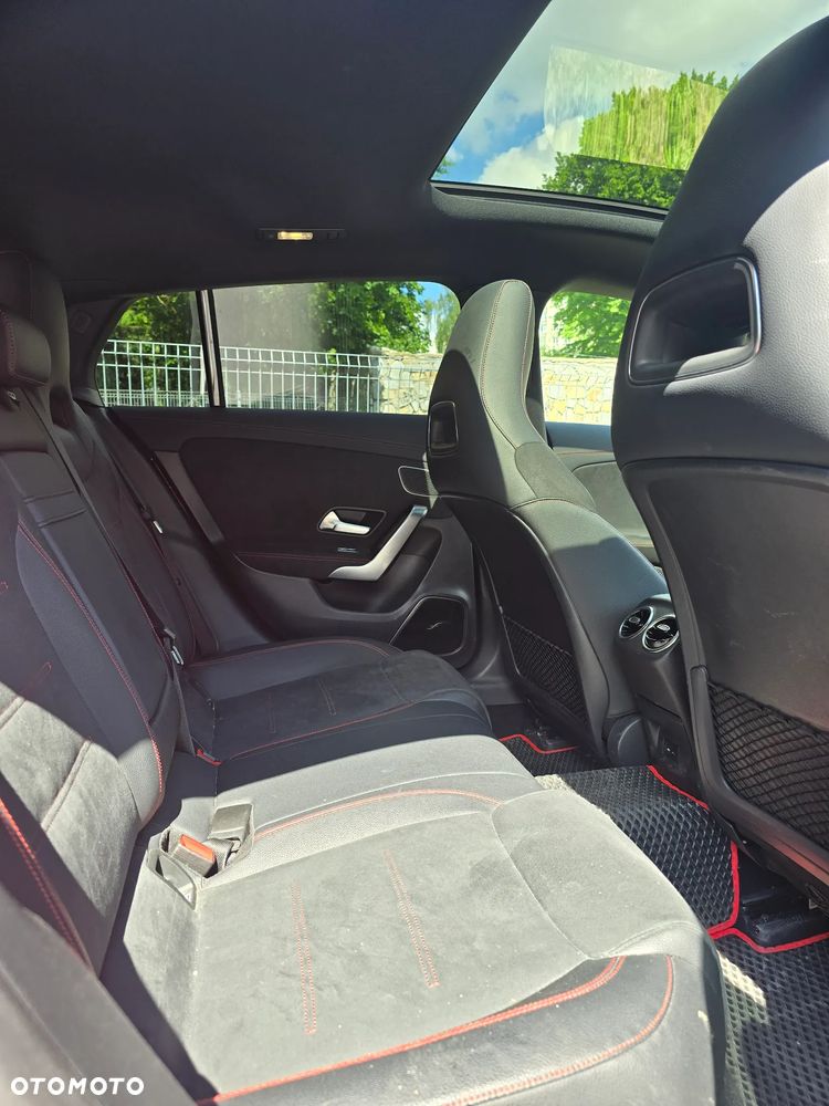 Mercedes-Benz CLA 200 d 4-Matic AMG Line 8G-DCT - 24