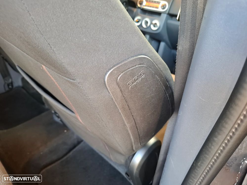 Mitsubishi Colt 1.1 Inform RCD - 48