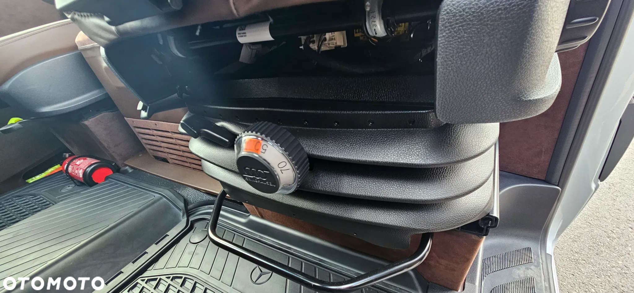 Mercedes-Benz Sprinter - 17