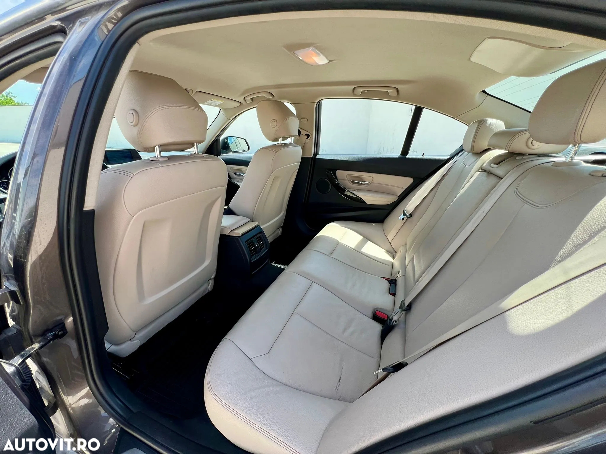 BMW Seria 3 320d Efficient Dynamic Edition Modern Line - 10
