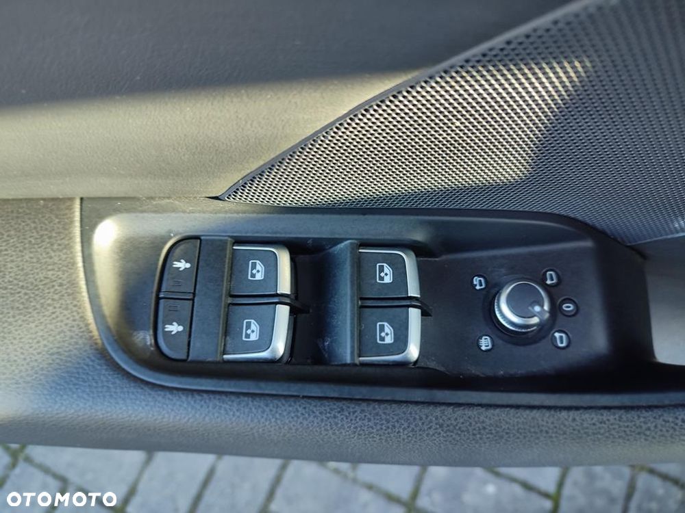 Audi A3 Sportback 2.0 TDI (clean diesel) S line Sportpaket - 24