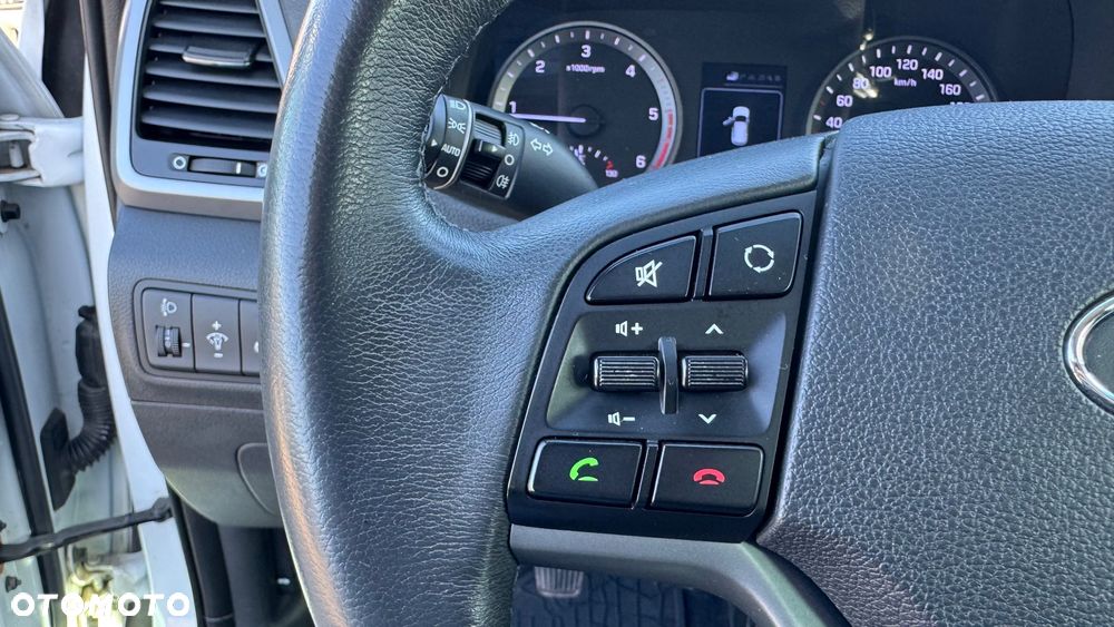 Hyundai Tucson blue 1.7 CRDi 2WD Style - 37