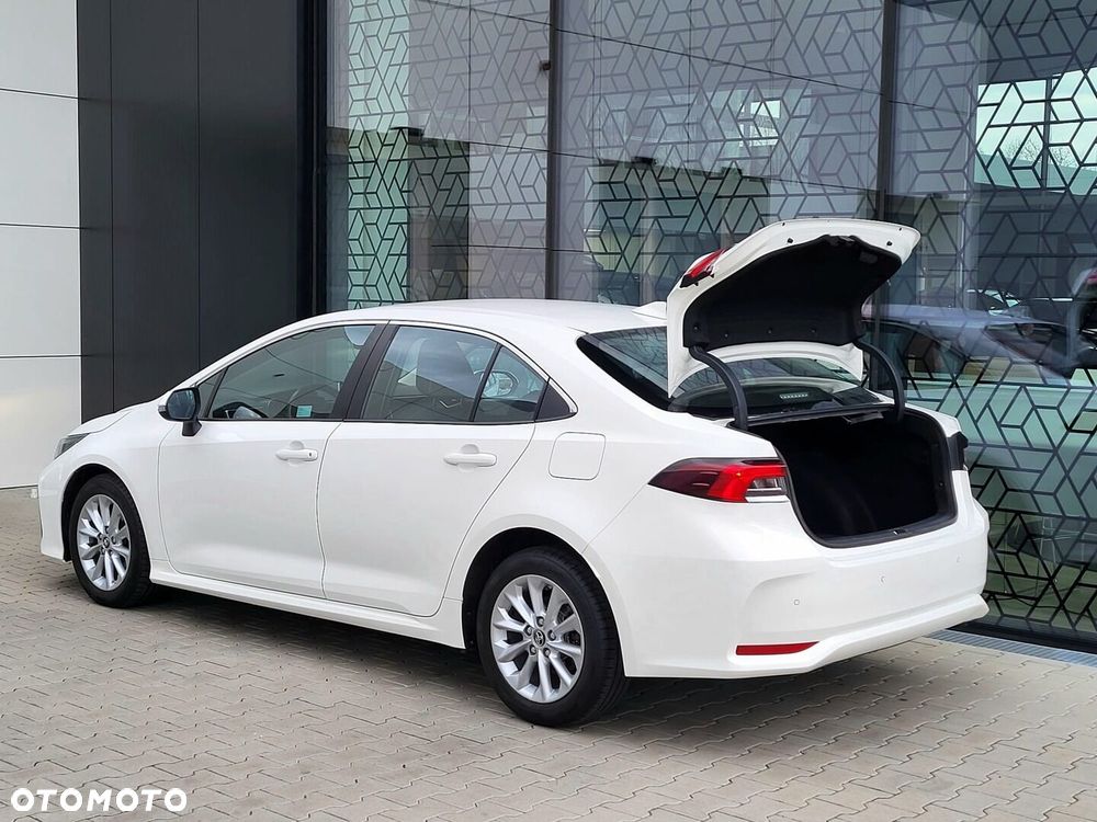 Toyota Corolla 1.6 Comfort - 31