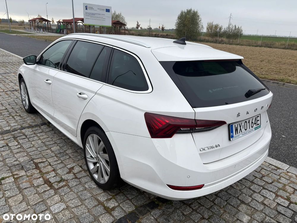 Skoda Octavia 2.0 TDI 4x4 Style DSG - 10