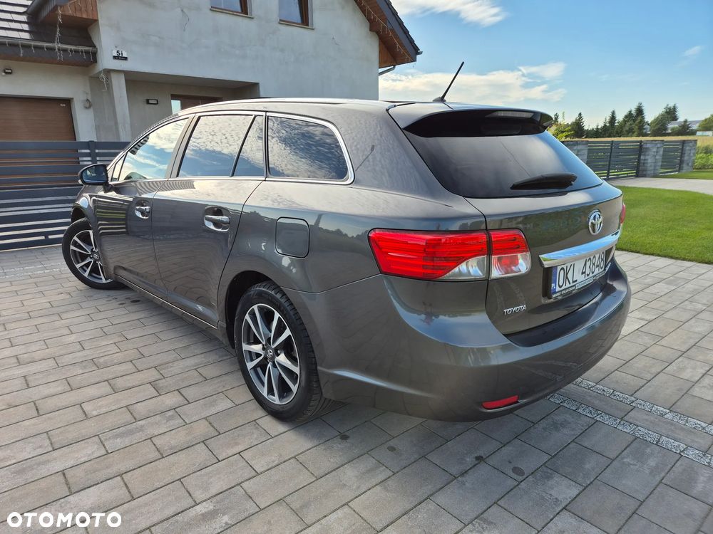 Toyota Avensis - 3