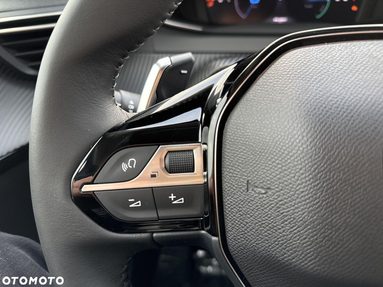 Peugeot 208 - 26