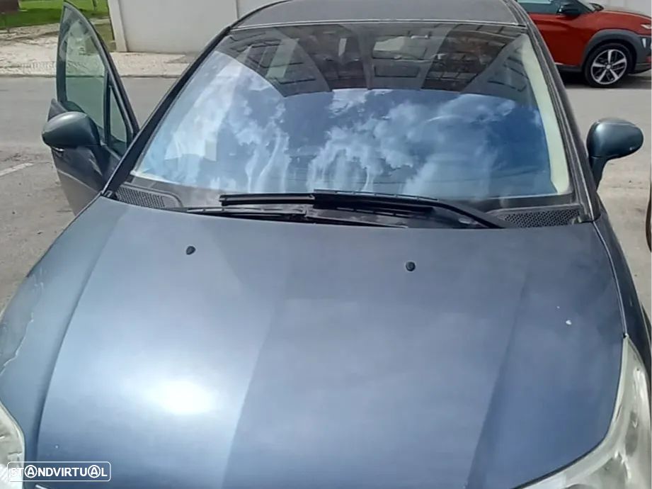 Citroën C4 1.4 16V SX - 5