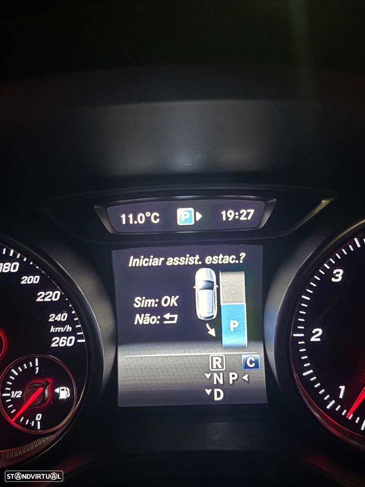 Mercedes-Benz CLA 220 d Shooting Brake AMG Line Aut. - 12