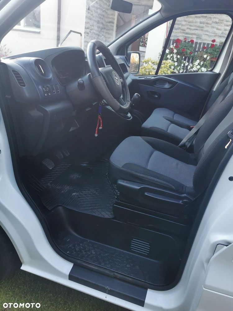 Opel Vivaro L2H1 2.9t Edition Tour - 4