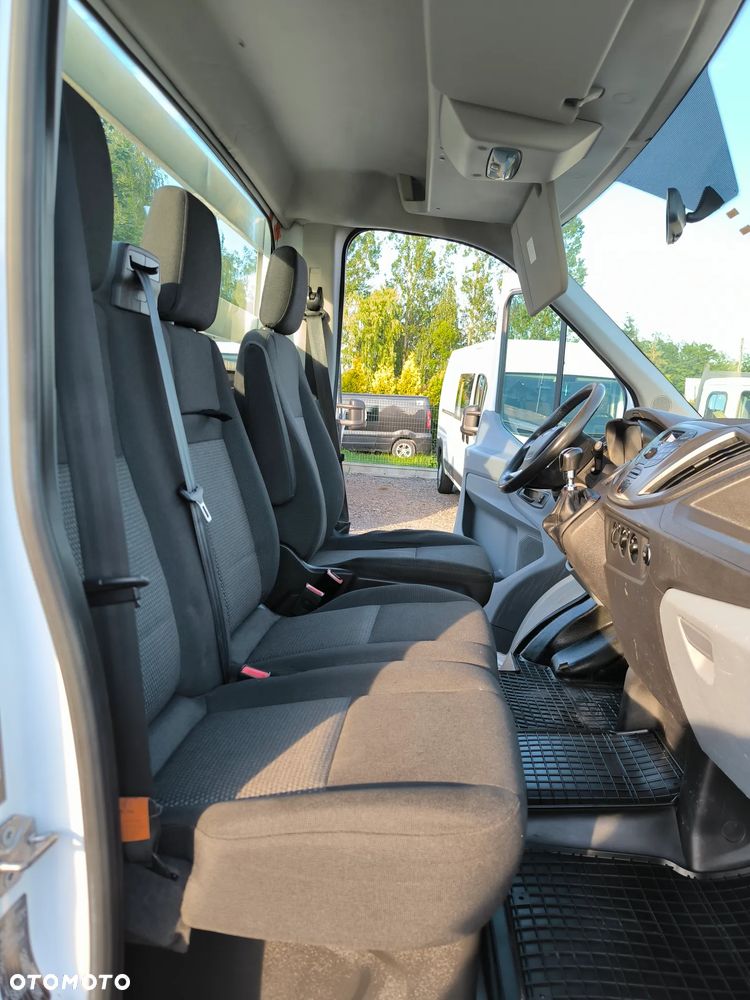 Ford Transit - 12