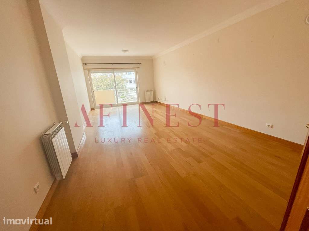 Apartamento T3 para Arrendamento nos Jardins da Parede - Grande imagem: 3/17