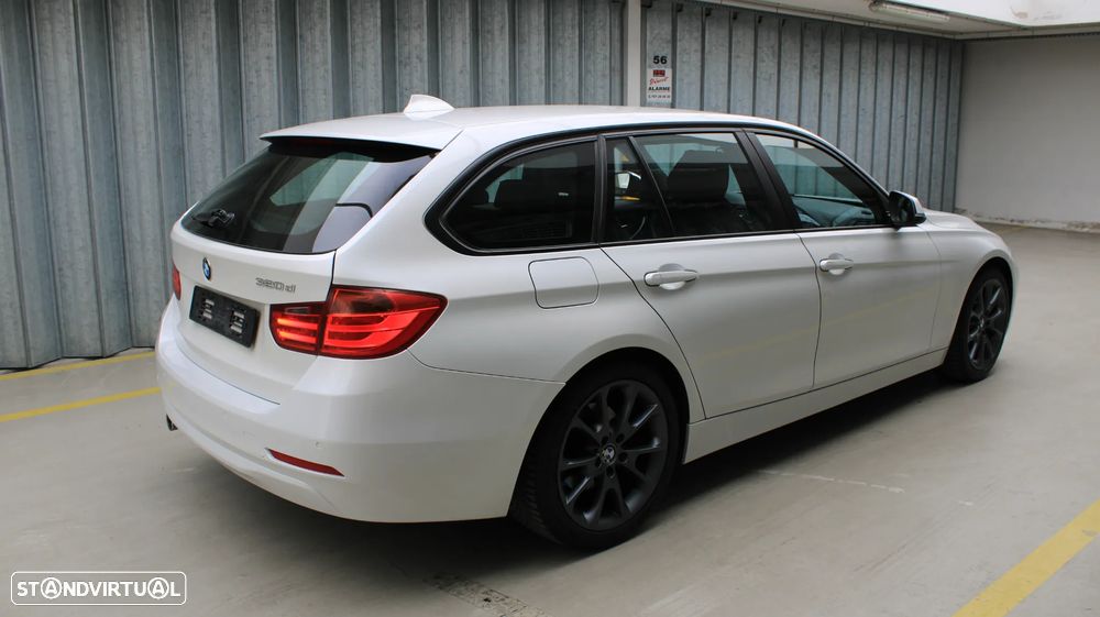 BMW 320 d Sport-Aut. Luxury Line - 7