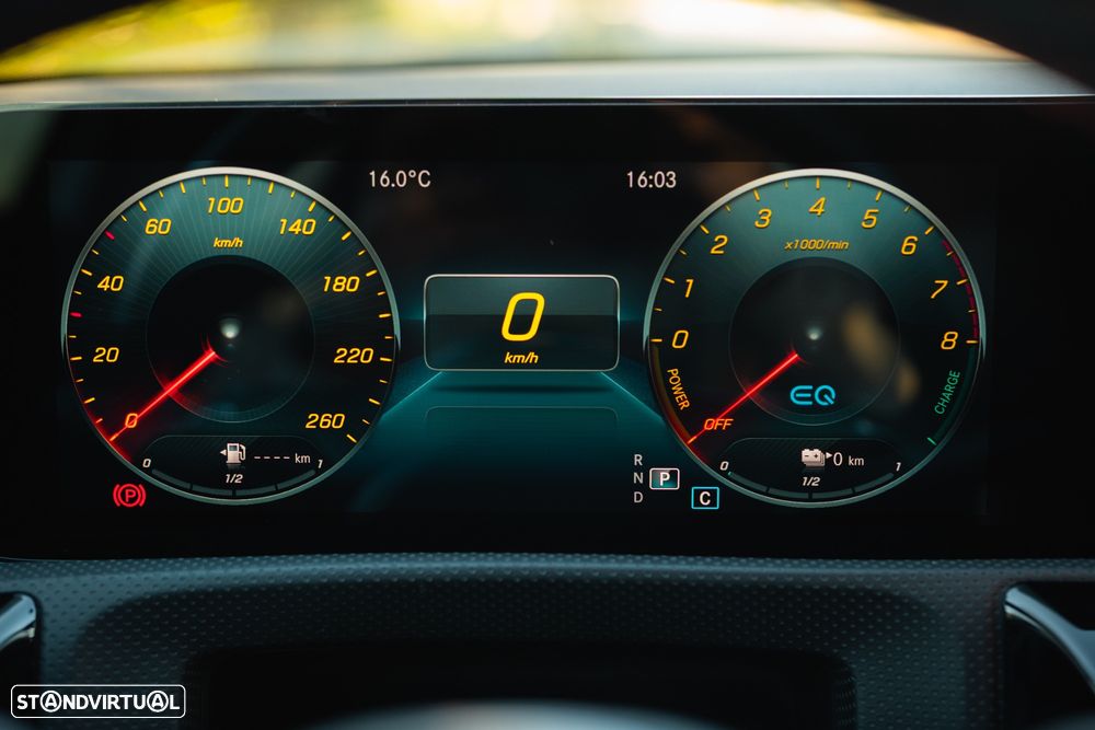 Mercedes-Benz A 250 e 8G-DCT AMG Line Advanced Plus - 29