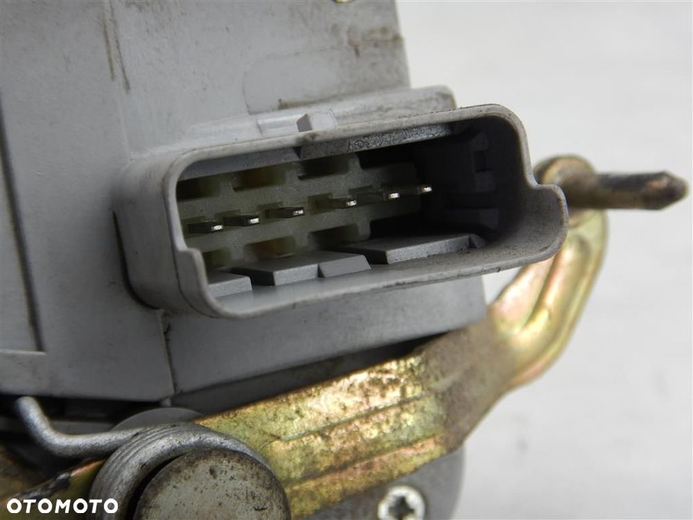 Zamek drzwi przód lewy Fiat Ulysse II 2002-2011 6 PINÓW - 3