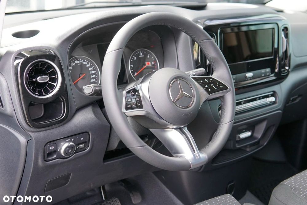 Mercedes-Benz VITO - 10