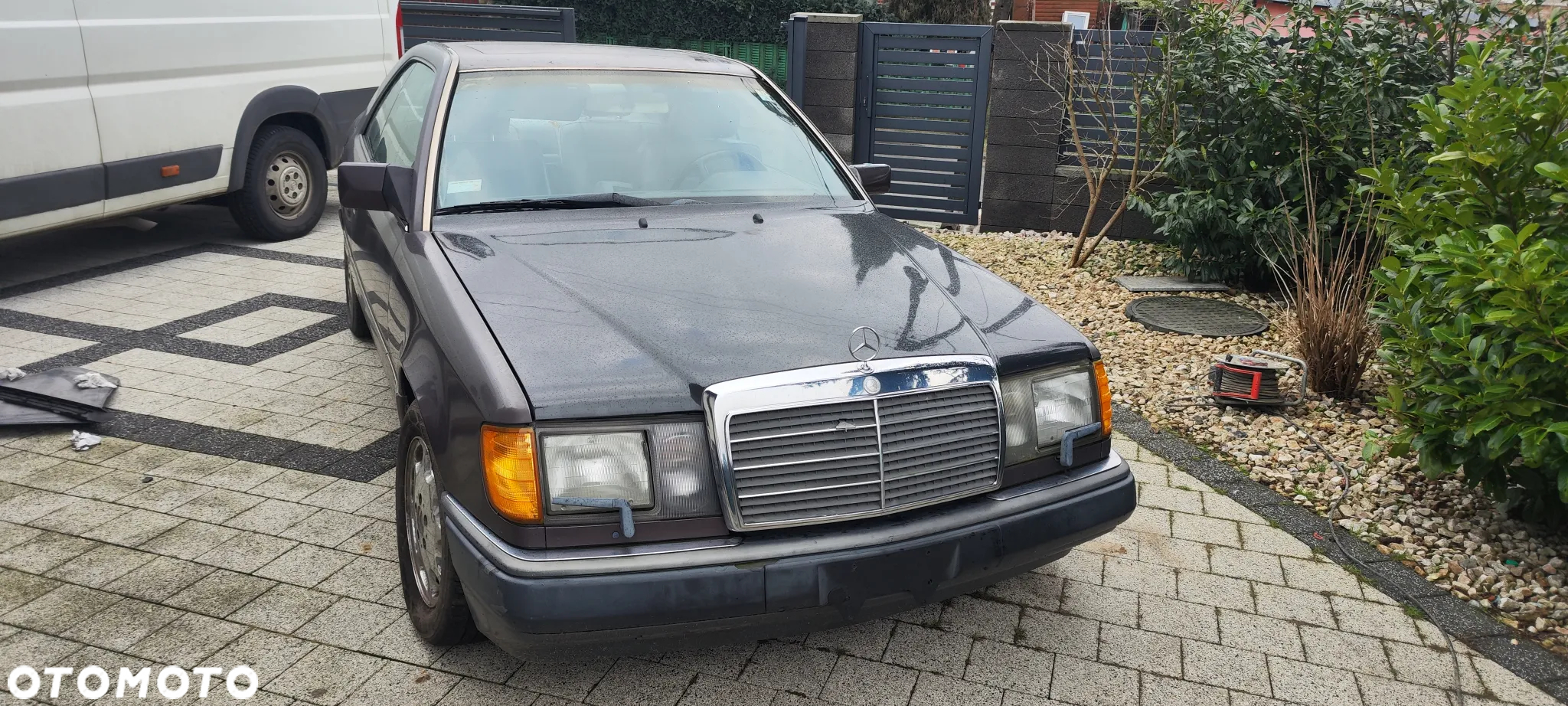 Mercedes-Benz W124 (1984-1993) - 12