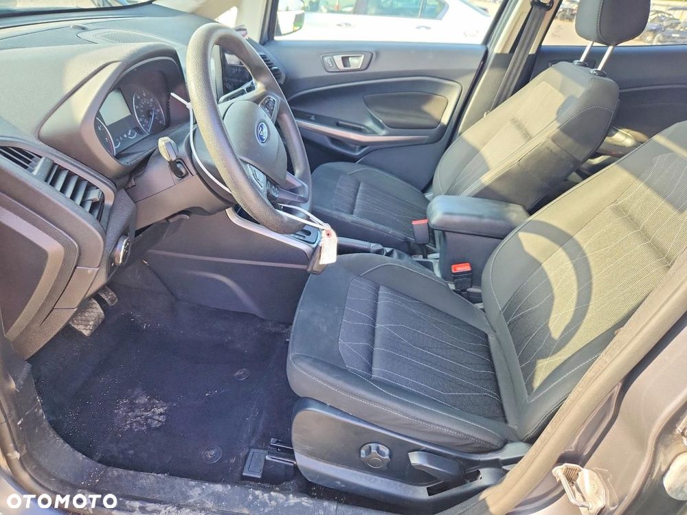 Ford EcoSport - 8
