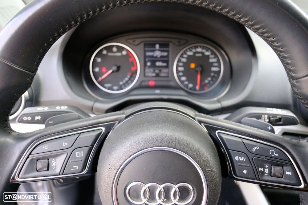 Audi Q2 1.0 TFSI Design S tronic - 19