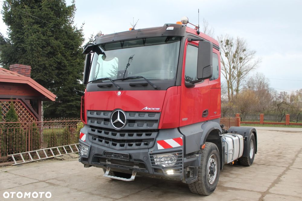 Mercedes-Benz AROCS 1851 z Niemiec 4x4 - 1