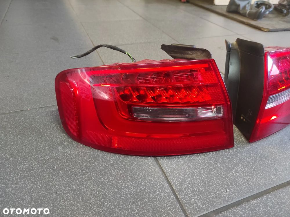 AUDI A4 B8 LIFT LED EUROPA 8K5 LAMPA TYLNA TYŁ LEWA PRAWA W BŁOTNIK ORYGINALNA CAŁA SPRAWNA WERSJA EUROPEJSKA WYSYŁKA !!! - 2