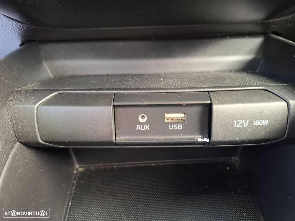 Kia Stonic 1.0 T-GDI Urban - 35