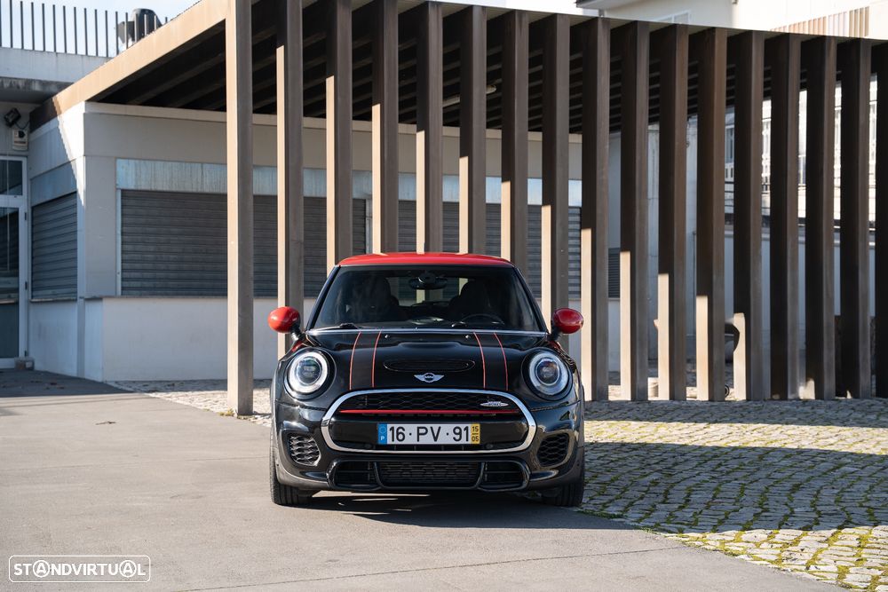 MINI 3 Portas John Cooper Works Auto Desportiva - 2