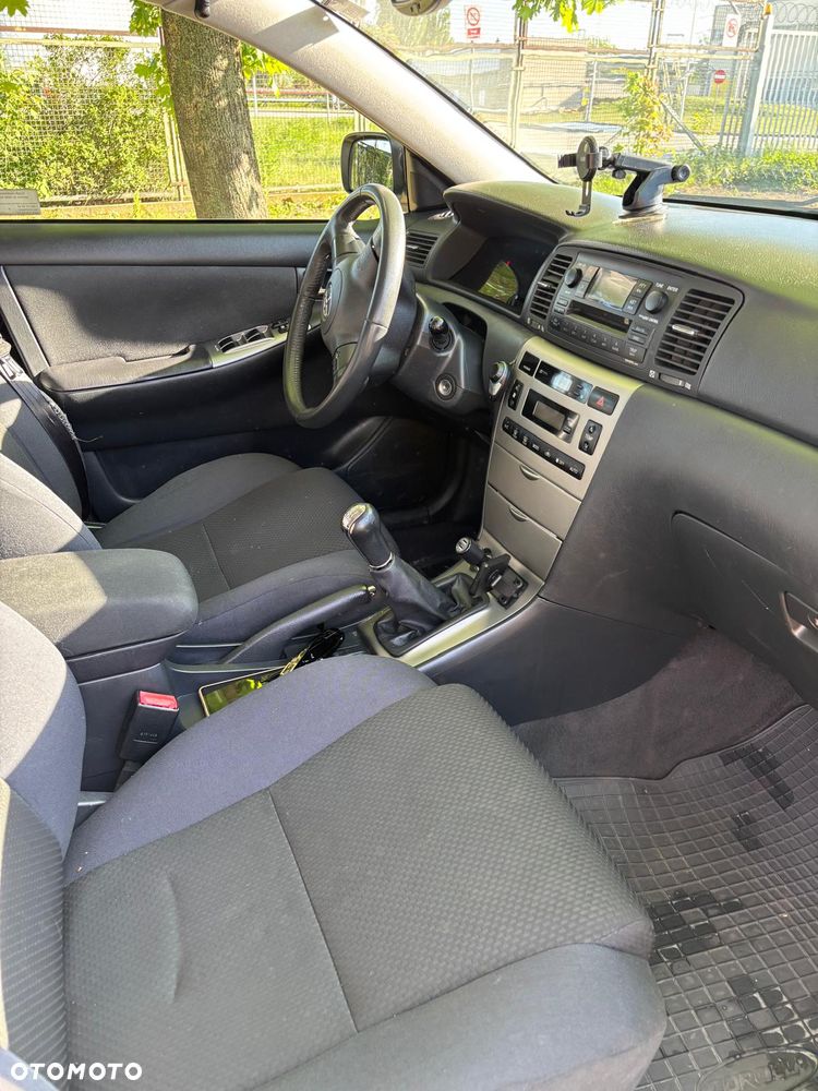 Toyota Corolla 1.4 D-4D Sol - 19