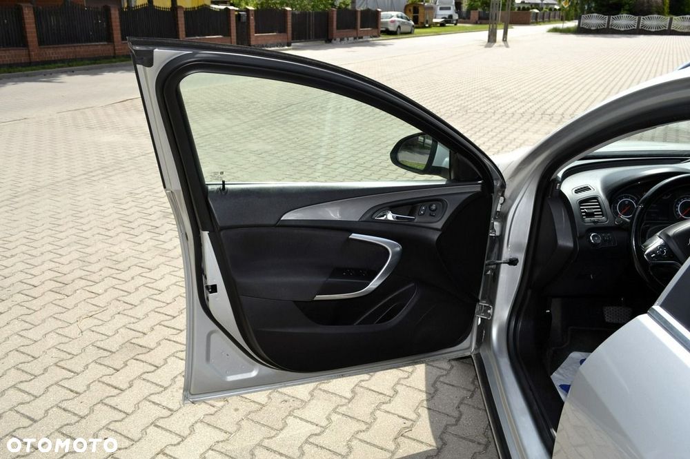 Opel Insignia 2.0 CDTI automatik Business Edition - 25