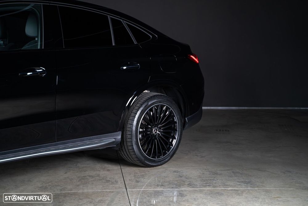 Mercedes-Benz GLC 300 de Coupe 4Matic - 11