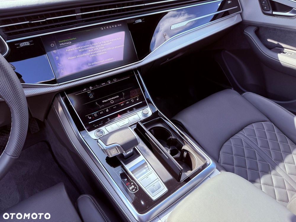 Audi Q7 60 TFSI e PHEV Quattro S Line Tiptr - 24
