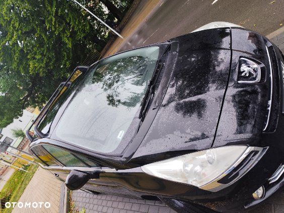 Peugeot 5008 HDI FAP 150 Family Plus - 2