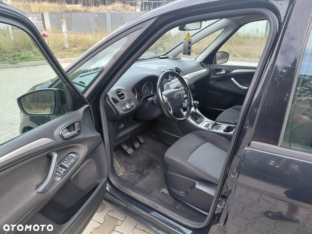 Ford Galaxy - 7