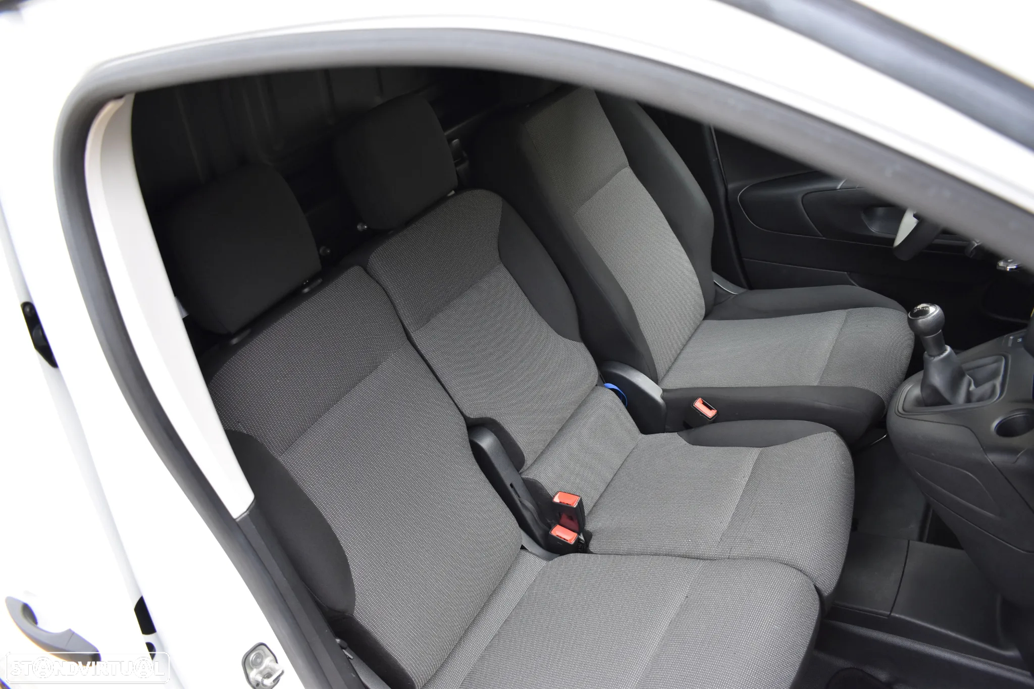 Peugeot Partner 1.5 BlueHdi - 13