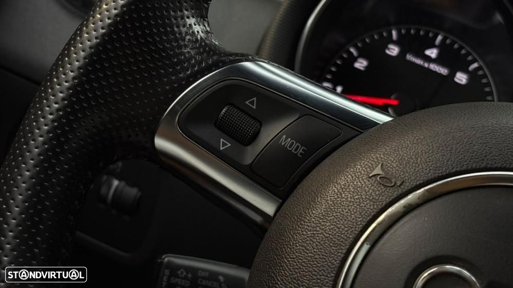 Audi TT Coupé 1.8 TFSI S-line - 22