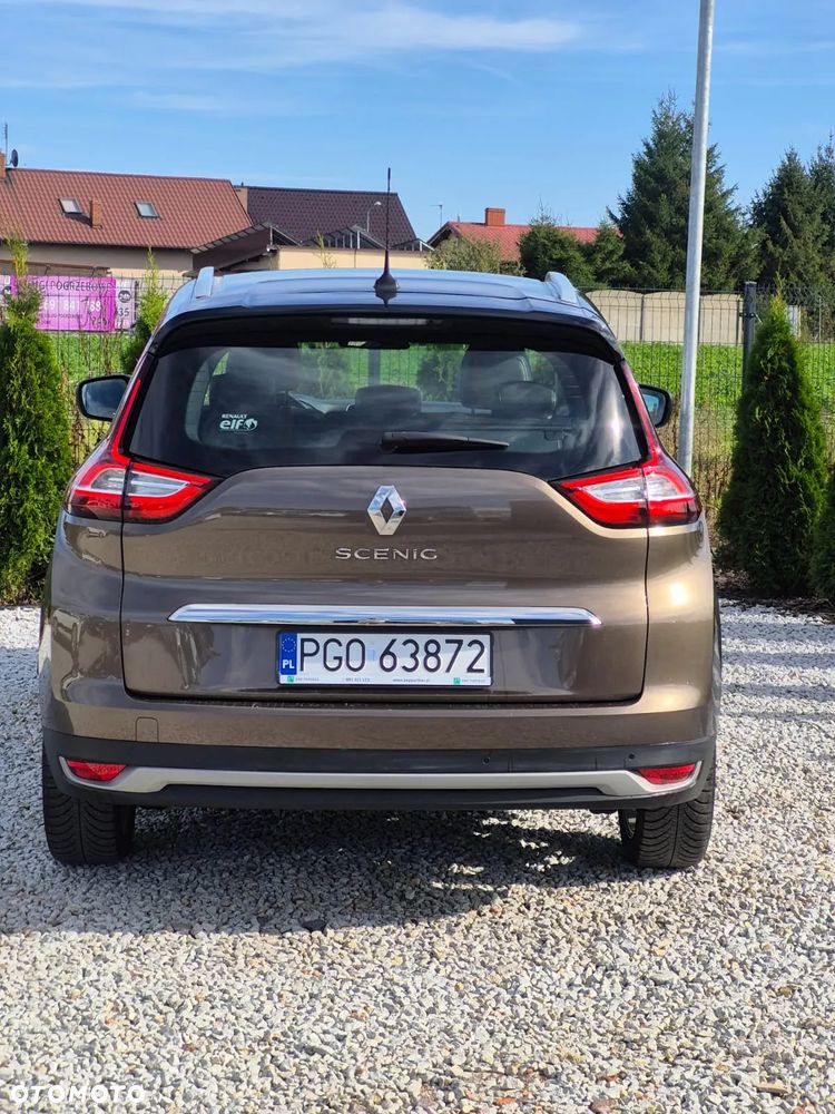 Renault Grand Scenic - 8