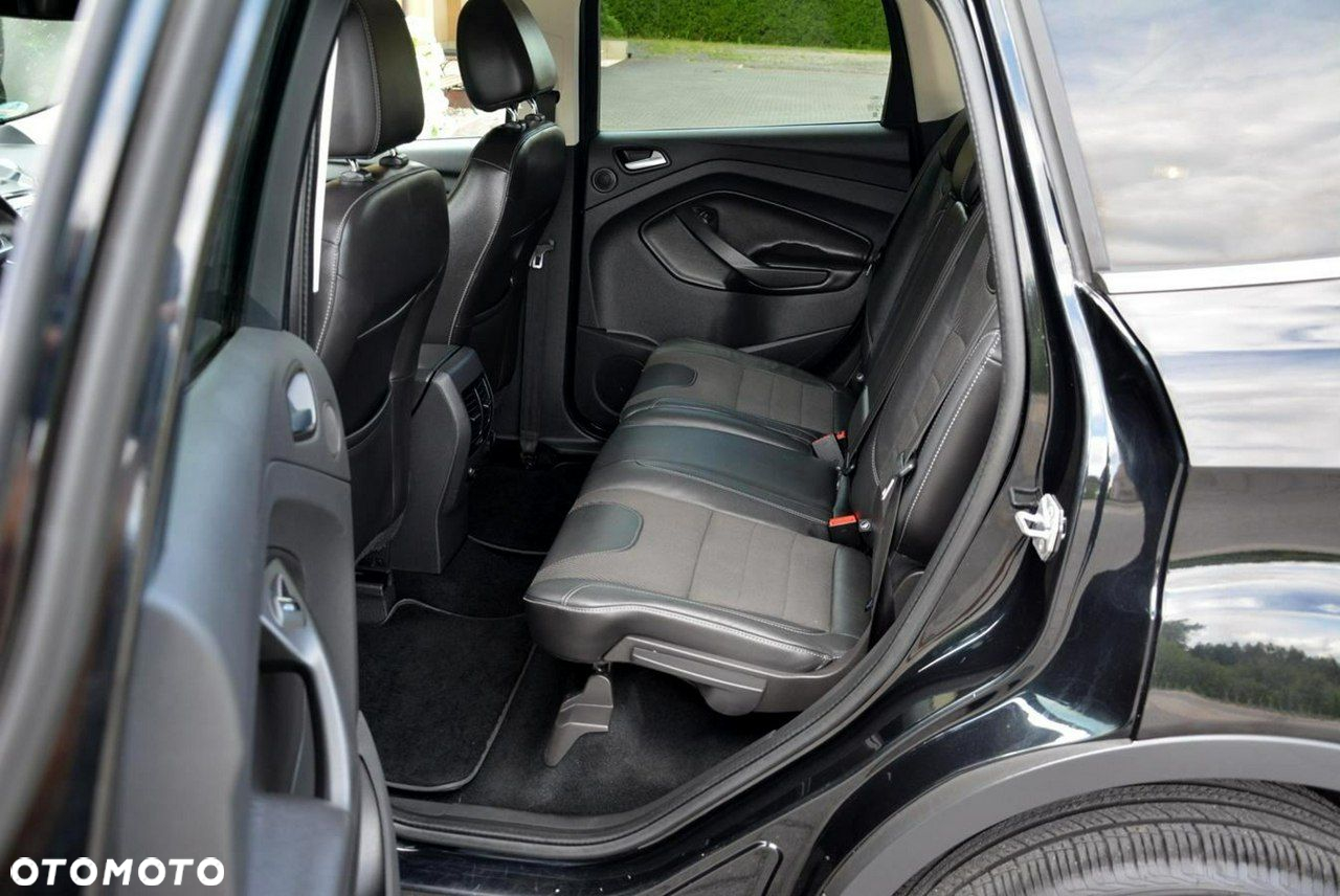 Ford Kuga 2.0 TDCi FWD Titanium - 14