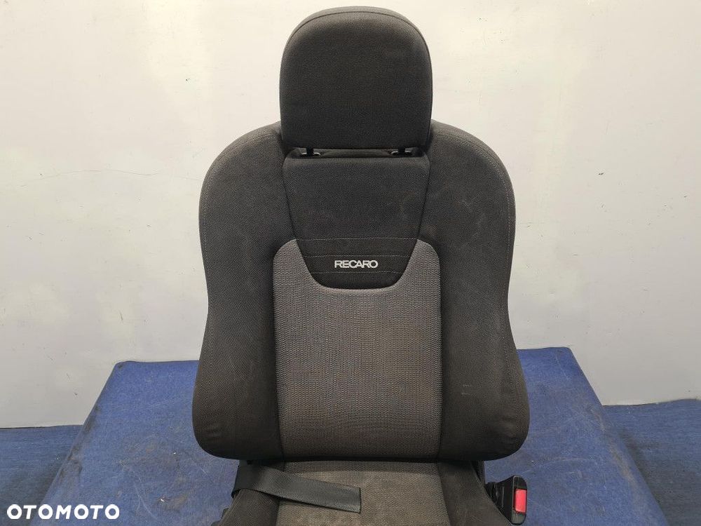 OPEL ZAFIRA-A FOTEL PASAŻERA RECARO OPC - 3