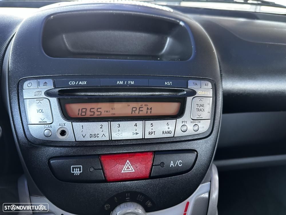 Toyota Aygo 1.0 Style Pack - 20