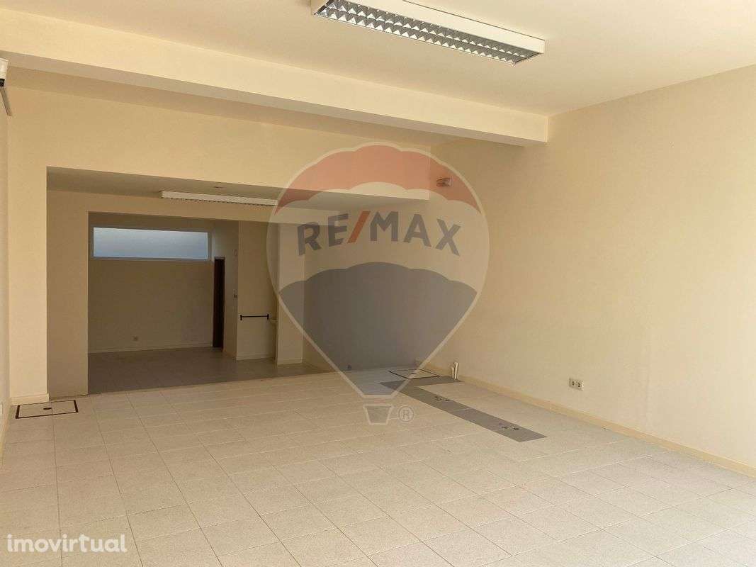 Loja  para arrendamento - Grande imagem: 3/12