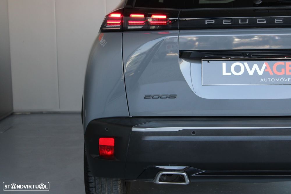 Peugeot 2008 1.2 PureTech Allure Pack EAT8 - 23