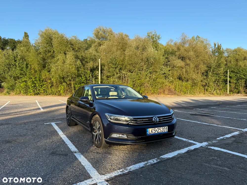 Volkswagen Passat 1.8 TSI BMT Highline - 1