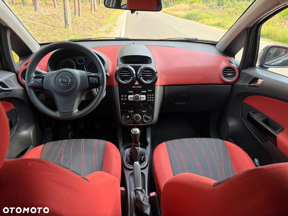 Opel Corsa 1.4 16V Enjoy - 9