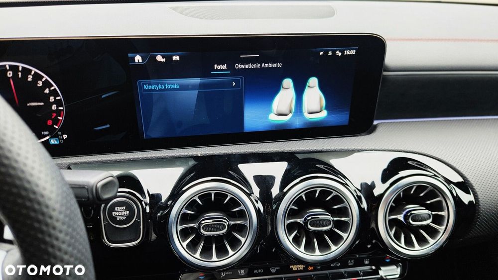 Mercedes-Benz CLA - 17