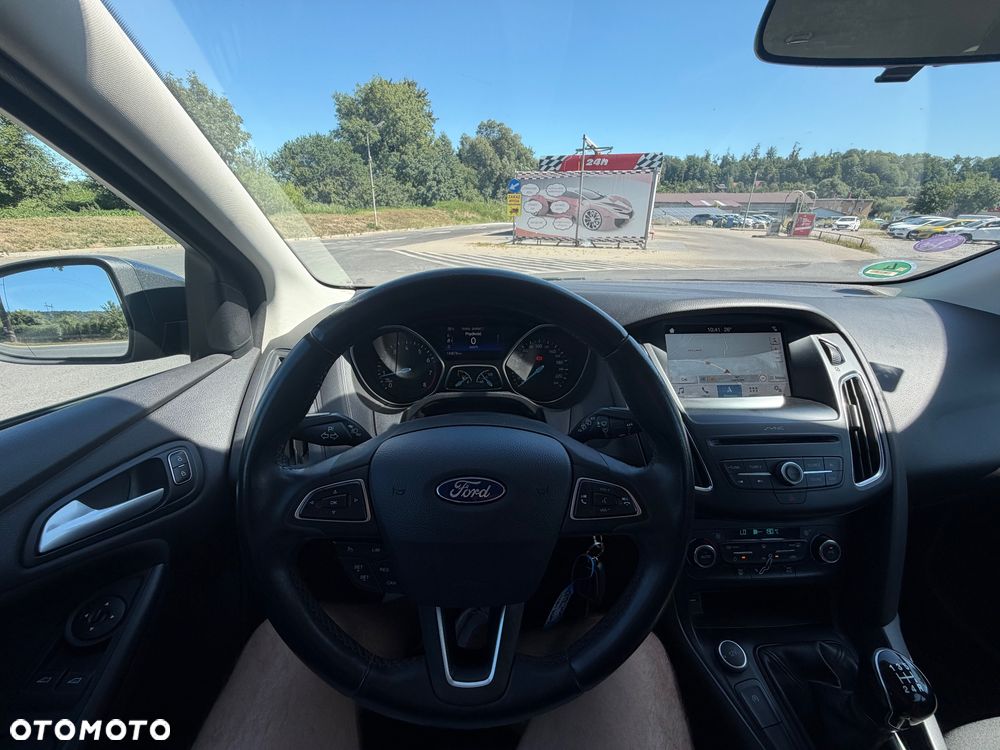 Ford Focus 1.0 EcoBoost Start-Stopp-System Business Edition - 4