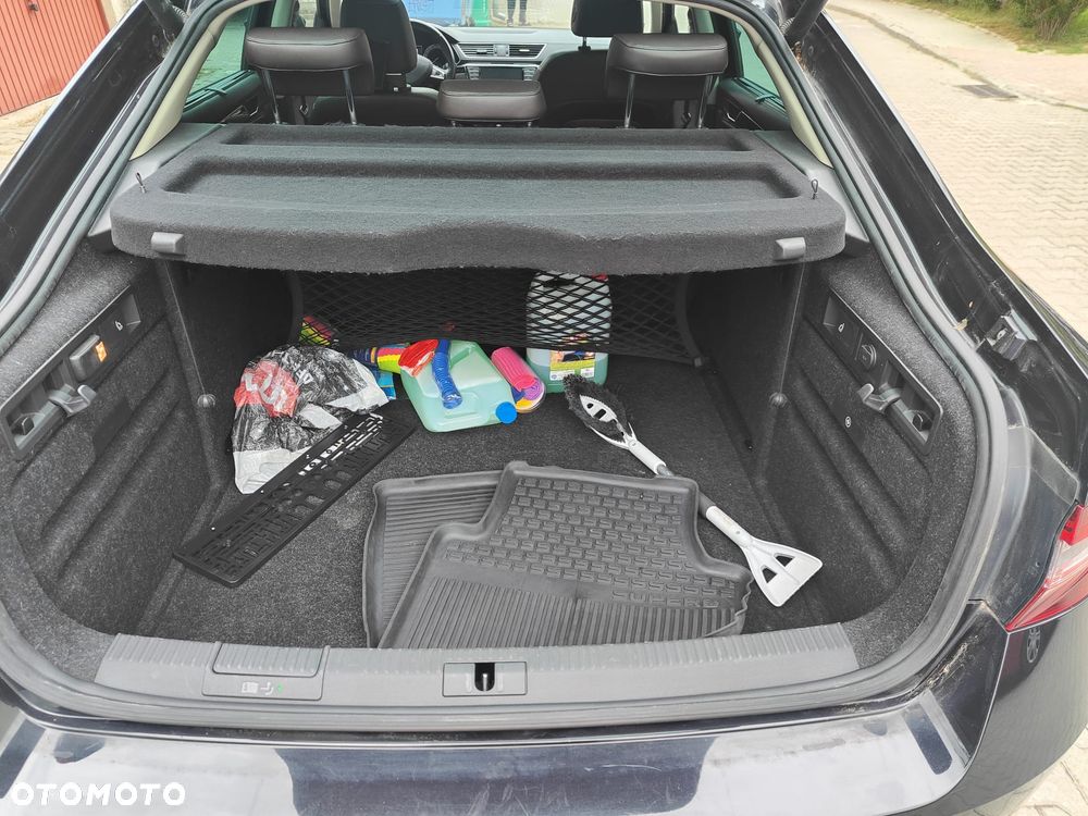Skoda Superb 2.0 TDI 4x4 L&K DSG - 10