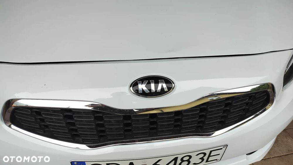 Kia Ceed - 36