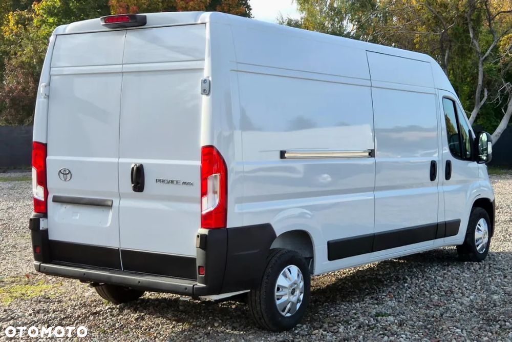 Toyota Proace Max - 11