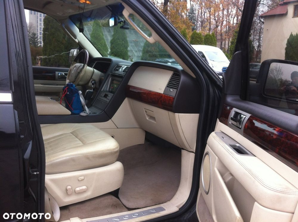 Lincoln Navigator 5.4 4WD Luxury - 7