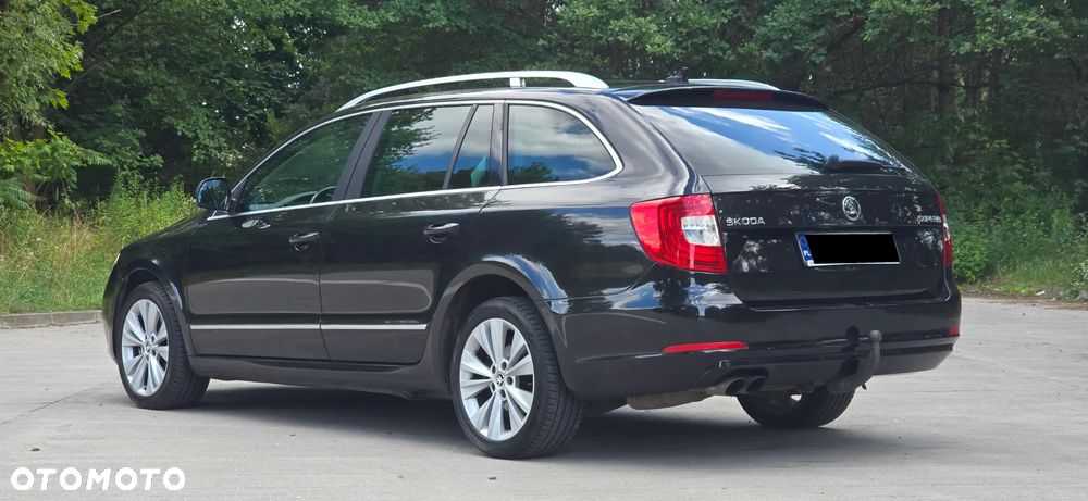 Skoda Superb 2.0 TDI DSG Elegance - 2