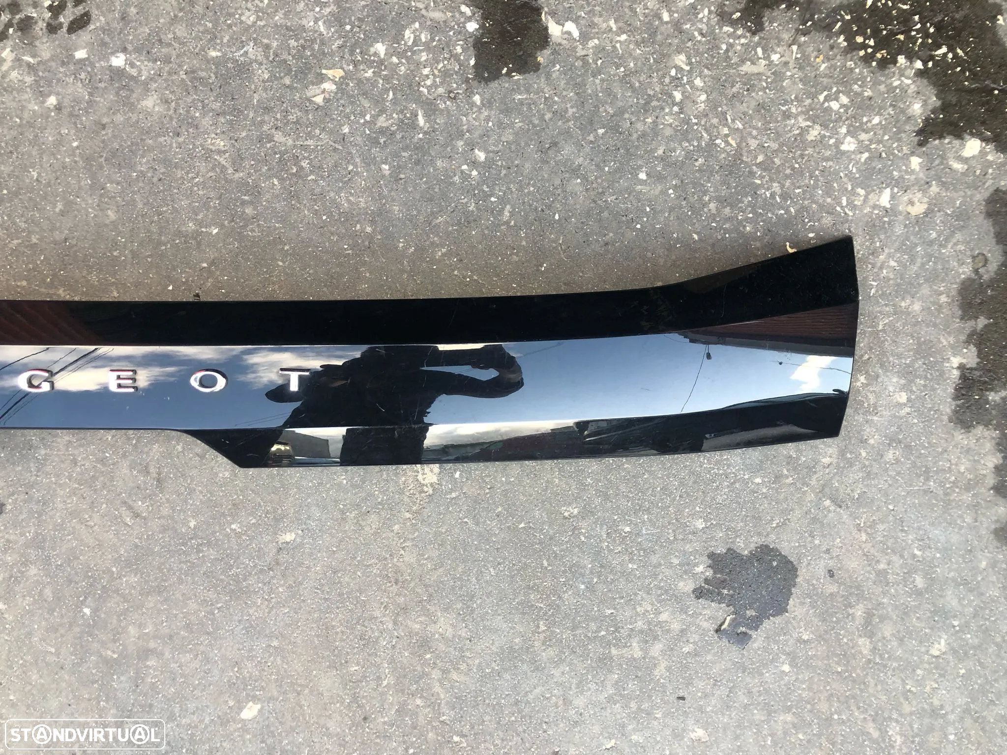 PEUGEOT 208 II FRISO PLASTICO MALA - FR001 - 4